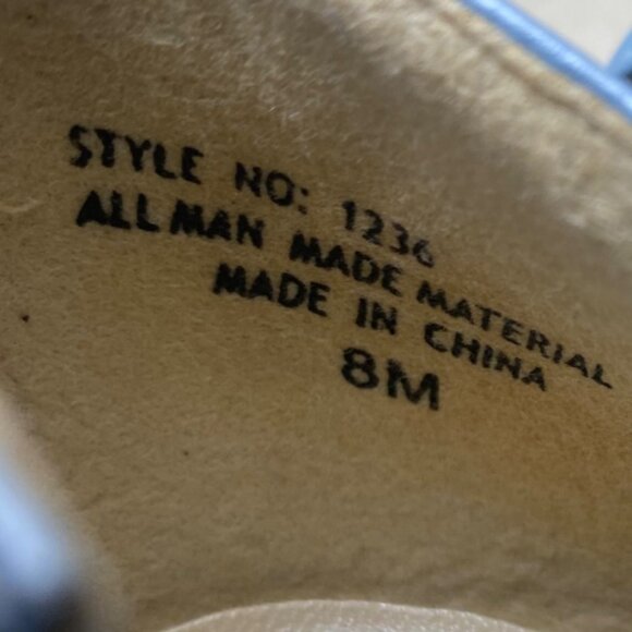 Vintage Womens Princess Blue Pumps Clear Sides Silver Accents Retro Prom Wedding - Picture 12 of 12